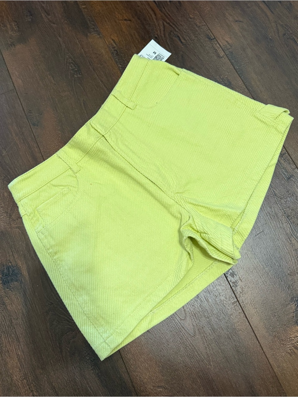Forever 21 High-Waist Lime Yellow Women's Shorts 100% cotton